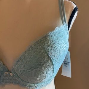 NWT. Chantelle Merci push up bra, blue lace.  Sexy!  36DD